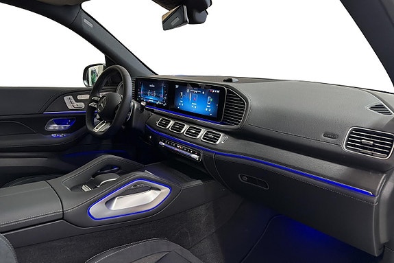 Mercedes-Benz GLE53 9 of 15