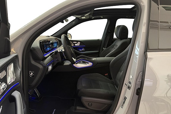 Mercedes-Benz GLE53 11 of 15