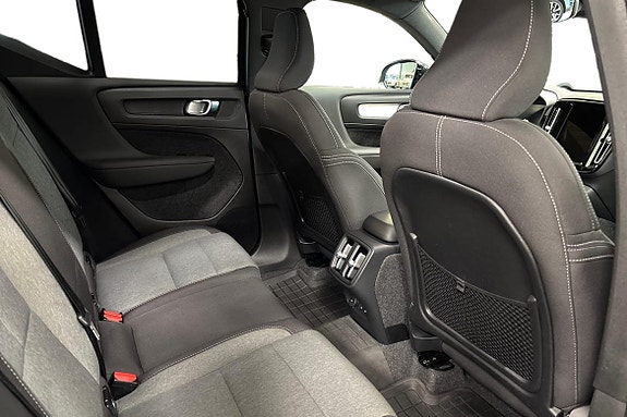 Volvo XC40 11 of 20
