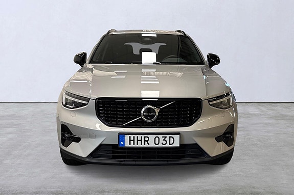 Volvo XC40 7 of 20