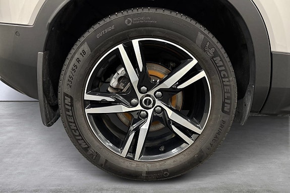 Volvo XC40 14 of 20