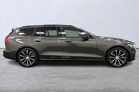 Volvo V60 3 of 26