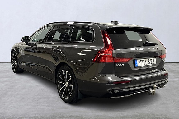 Volvo V60 4 of 26