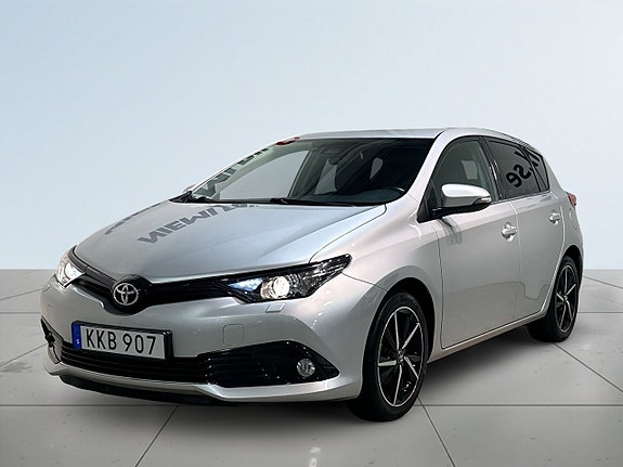 Toyota Auris 16 of 23
