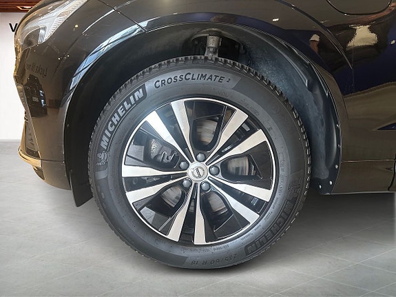 Volvo XC60 9 of 15