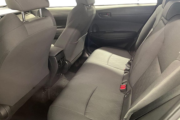 Toyota Corolla Cross 13 of 21