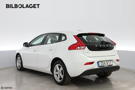 Volvo V40 3 of 18