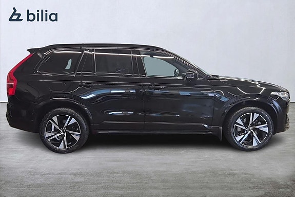 Volvo XC90 18 of 23