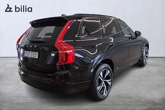 Volvo XC90 19 of 23
