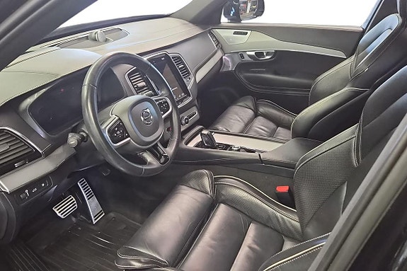 Volvo XC90 14 of 23
