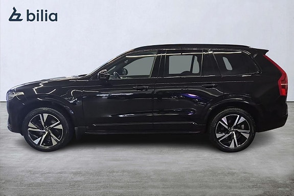 Volvo XC90 3 of 23