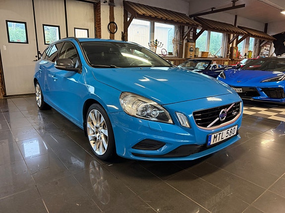 Volvo V60 4 of 18