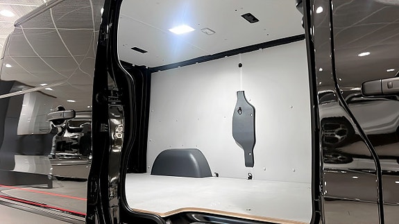 Renault Trafic 6 of 10