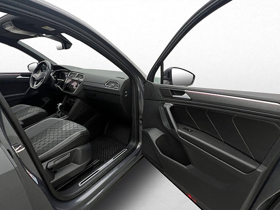 Volkswagen Tiguan 25 of 30