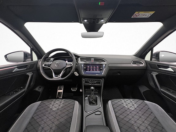 Volkswagen Tiguan 23 of 30