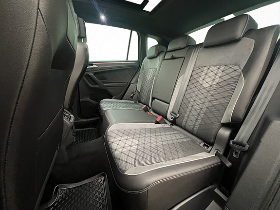 Volkswagen Tiguan 26 of 30