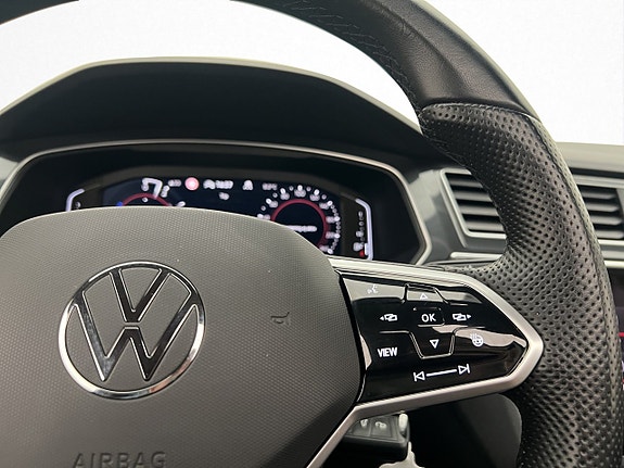 Volkswagen Tiguan 17 of 30