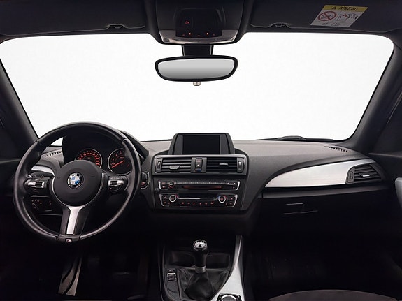BMW 116i 12 of 28