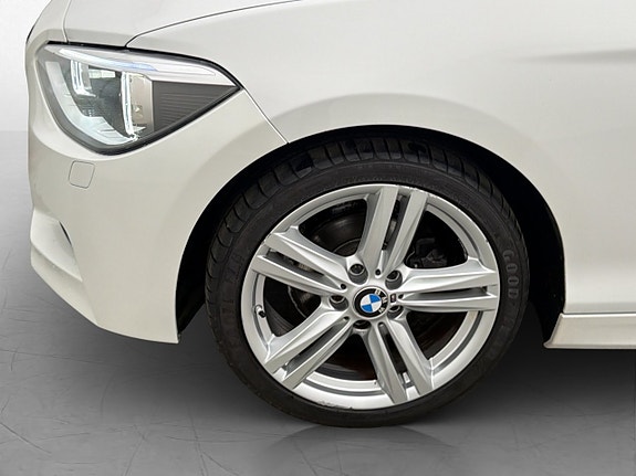 BMW 116i 25 of 28