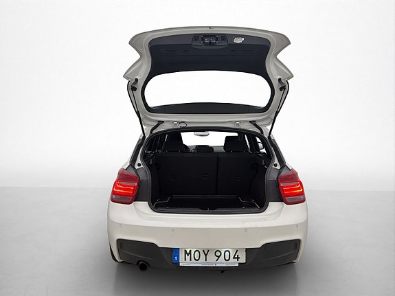 BMW 116i 10 of 28
