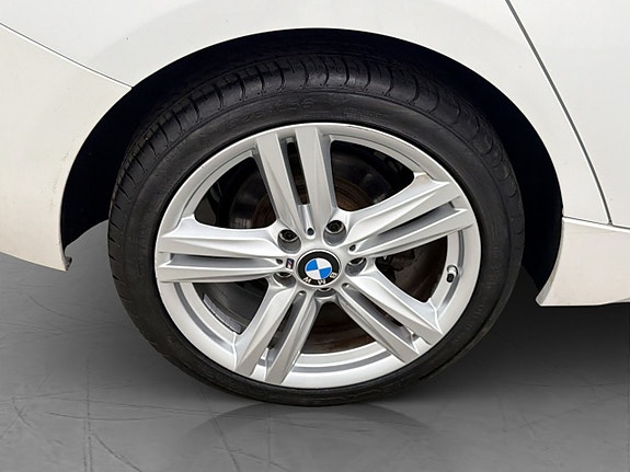 BMW 116i 27 of 28