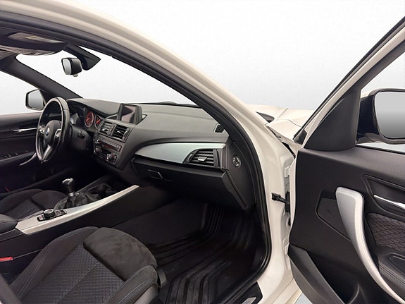 BMW 116i 22 of 28