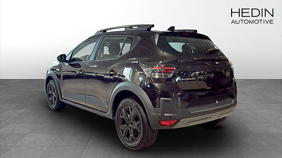 Dacia Sandero Stepway 2 of 21