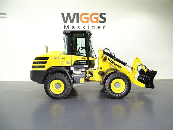 Yanmar V120 / 36km/t / Aircond / Lastdemp / Stora BM 2 of 6