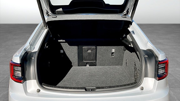 Polestar 2 10 of 12