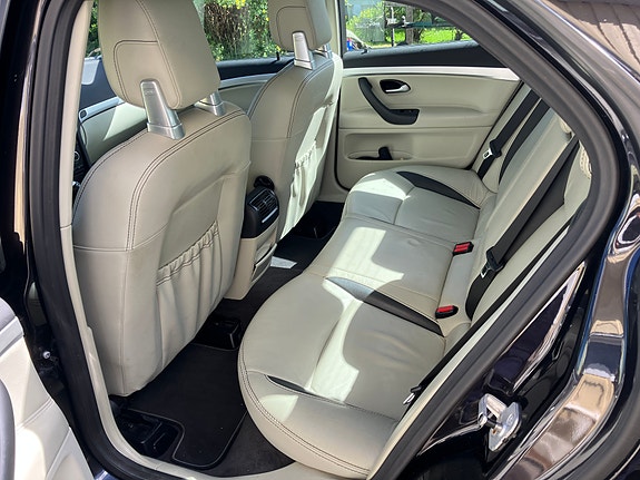 Saab 9-3 7 of 10