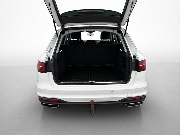 Audi A4 10 of 30