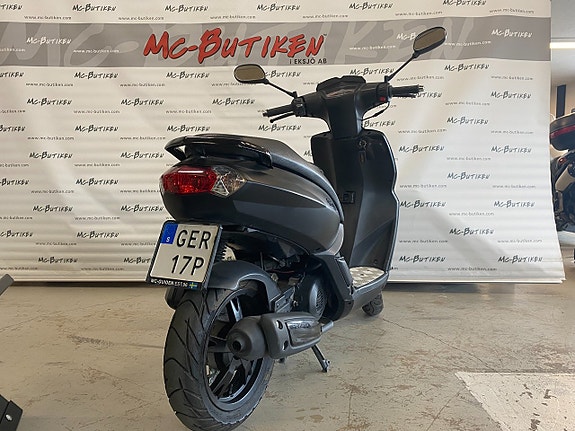 Peugeot Kisbee 0.05 CVT Euro 4 5 of 11
