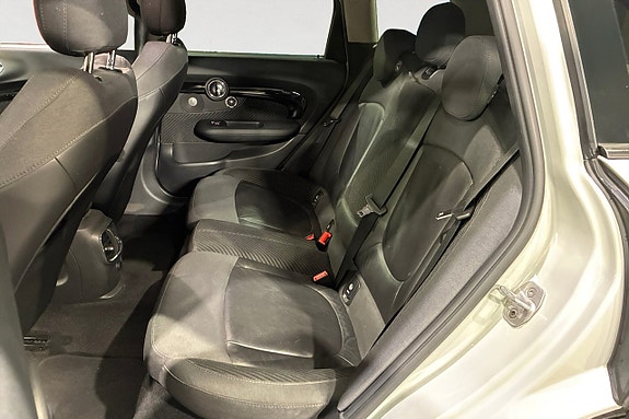 MINI Countryman S 14 of 17