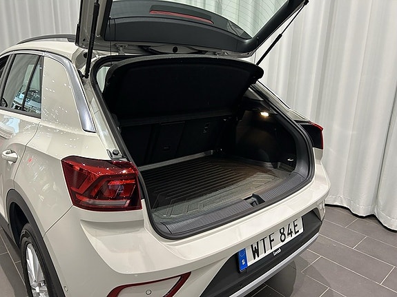 Volkswagen T-Roc 4 of 14
