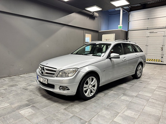 Mercedes-Benz C220 5 of 10
