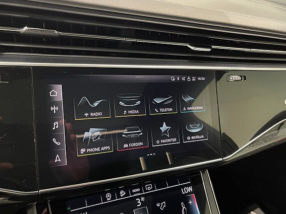 Audi SQ7 18 of 30