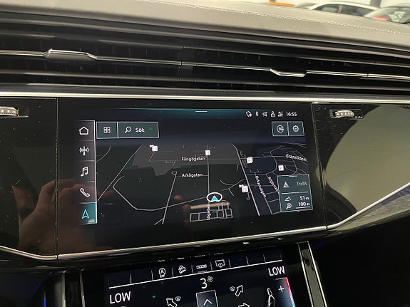 Audi SQ7 14 of 30