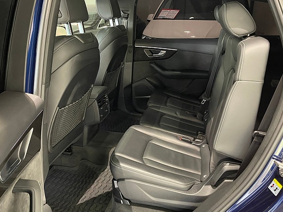 Audi SQ7 21 of 30
