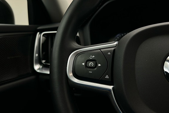 Volvo V60 25 of 28