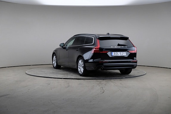 Volvo V60 2 of 28