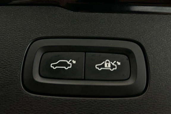 Volvo V60 15 of 28