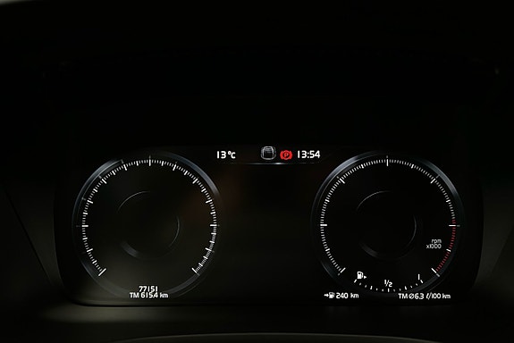 Volvo V60 7 of 28
