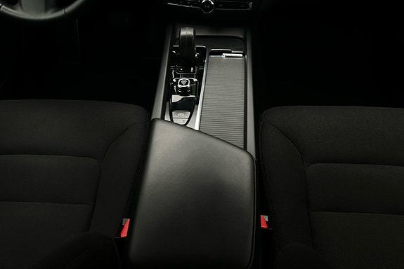 Volvo V60 9 of 28