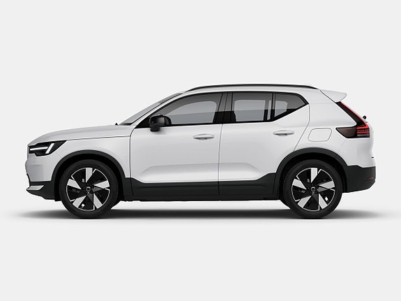 Volvo EX40 2 of 8