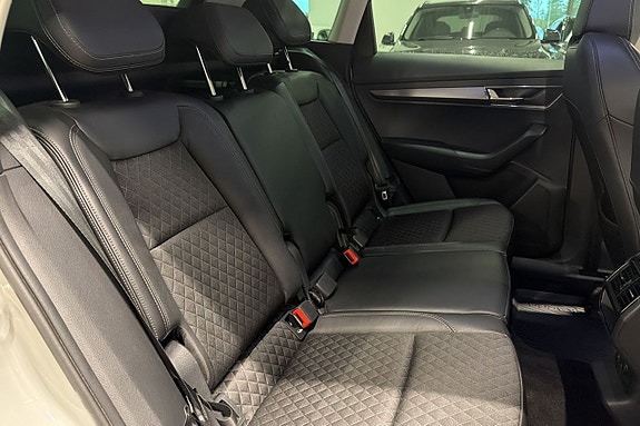 Skoda Karoq 21 of 25