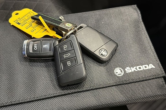 Skoda Karoq 25 of 25