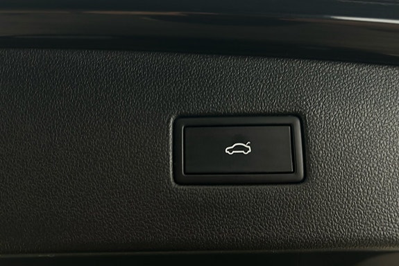 Volkswagen Tiguan Allspace 17 of 28