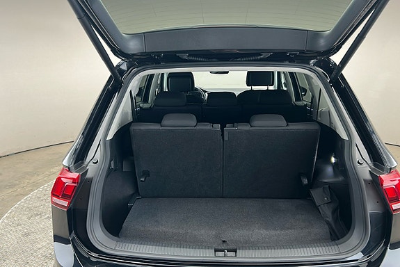 Volkswagen Tiguan Allspace 15 of 28