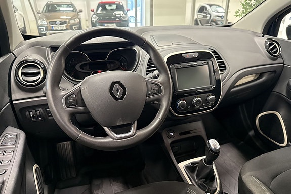 Renault Captur 9 of 23