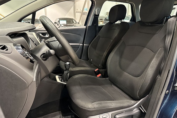 Renault Captur 18 of 23